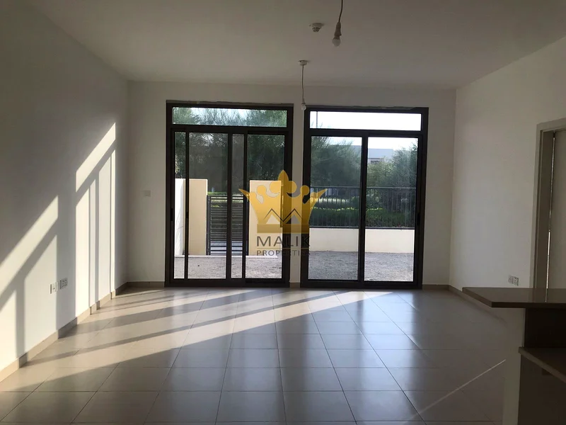 صف مفرد - 4 غرف نوم + غرفة خادمة - جاهز للانتقال63736715810305112