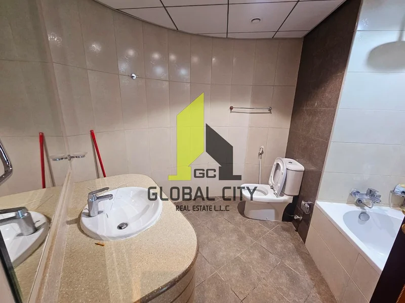 AVAILABLE 2BHK FOR SALE   SEA VIEW63874051293058112