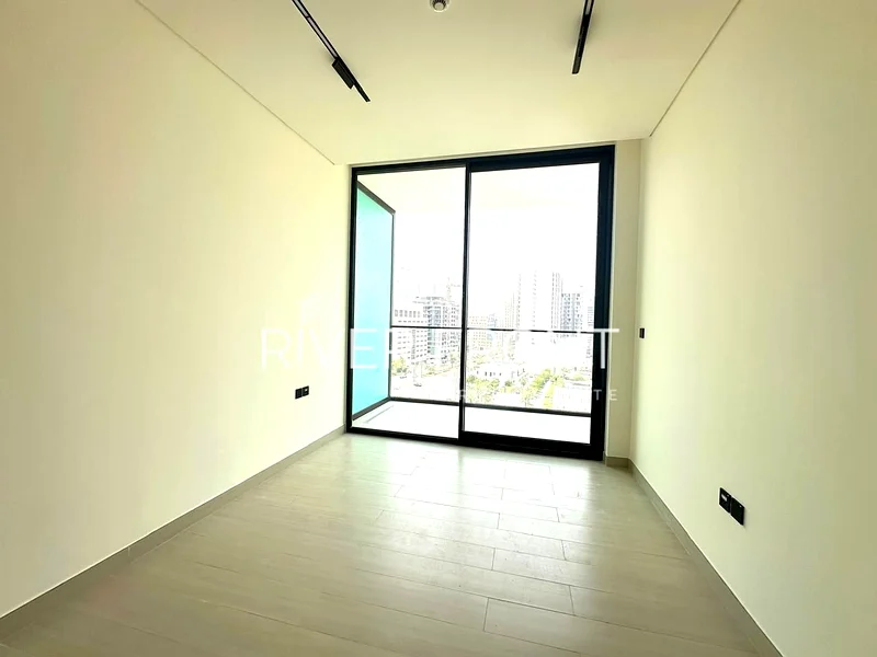 Ready to Move | Brand New | Amenities View63785165657986113