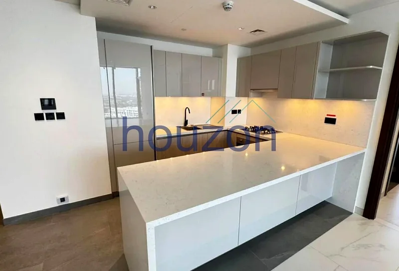High Floor 3BR + M/R | Vacant | Waterfront View63758455358339113