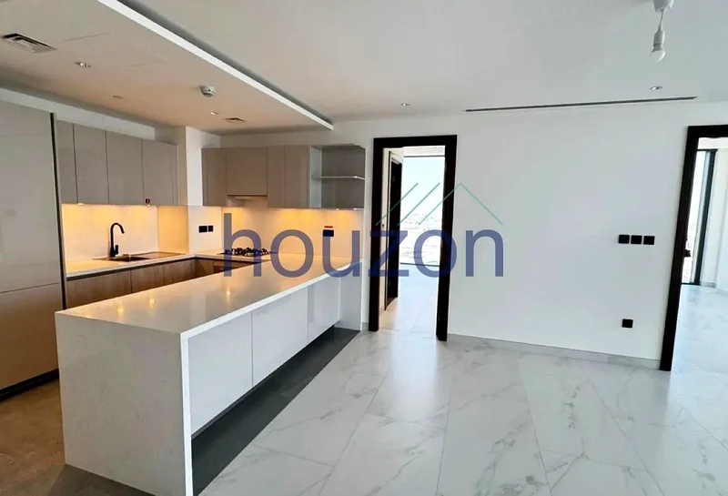 High Floor 3BR + M/R | Vacant | Waterfront View63758455358339112