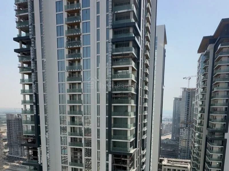 Lagoon & Hartland Views | Genuine Resale |64017405972865113