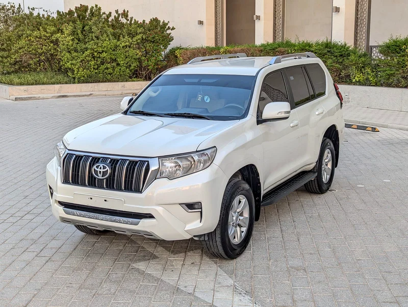 TOYOTA PRADO 2022 V4 2.7L ACCIDENT FREE LOW MILEAGE IN EXCELLENT CONDITION63612451166851111