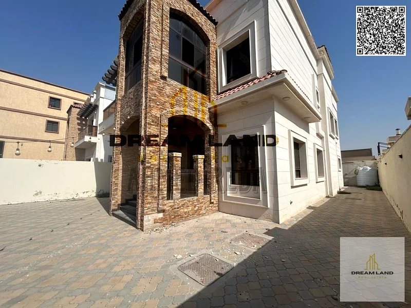Villa for sale on the corner of two streets in Al Rawda 2, Ajman. Price includes electricity, air conditioning, and water. Freehold. Negotiable.63878813504258112