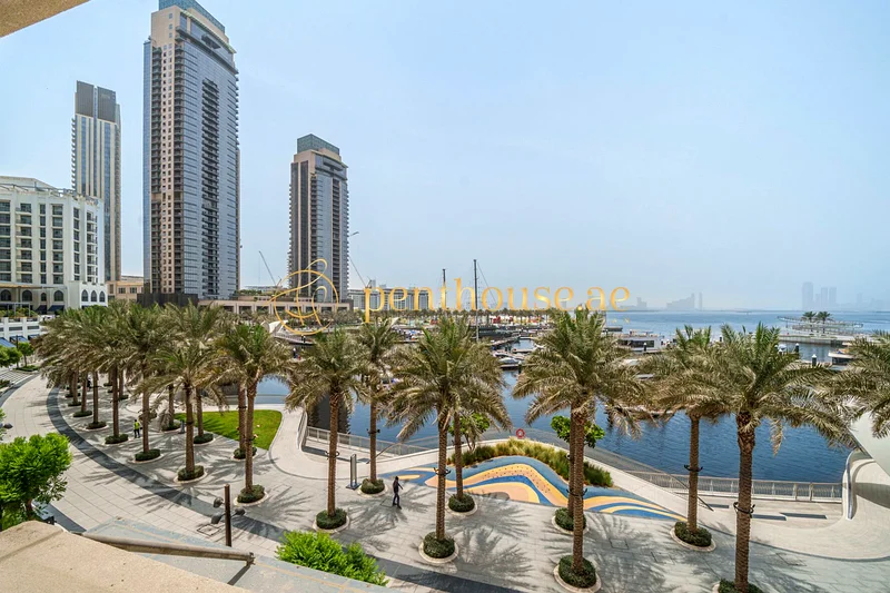 إطلالة على برج خليفة | الحياة على الواجهة المائية | شاغر64027766250627110