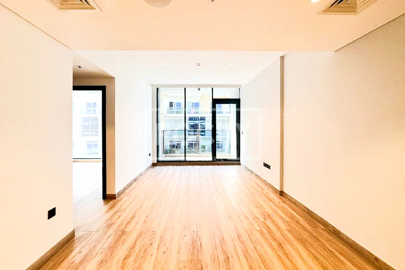 Spacious One Bedroom | Prime Location | Vacant63782019667457111