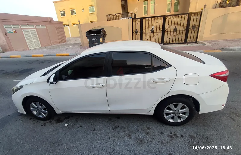 Clean Toyota Corolla63612451616515113