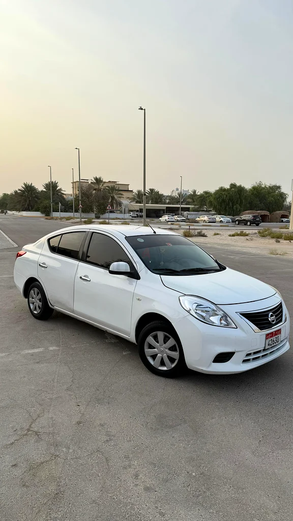 Nissan Sunny 2013 model (Indian Spec). Transmission: Automatic, Colour: White, Fuel: Petrol.63612795330051113