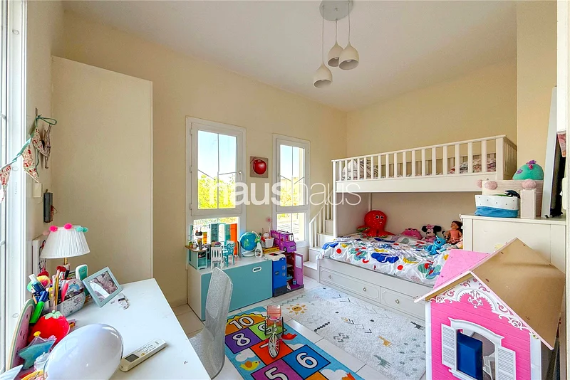 Exclusive 4M | Large Plot | Opposite Pool and Park63923428460673114