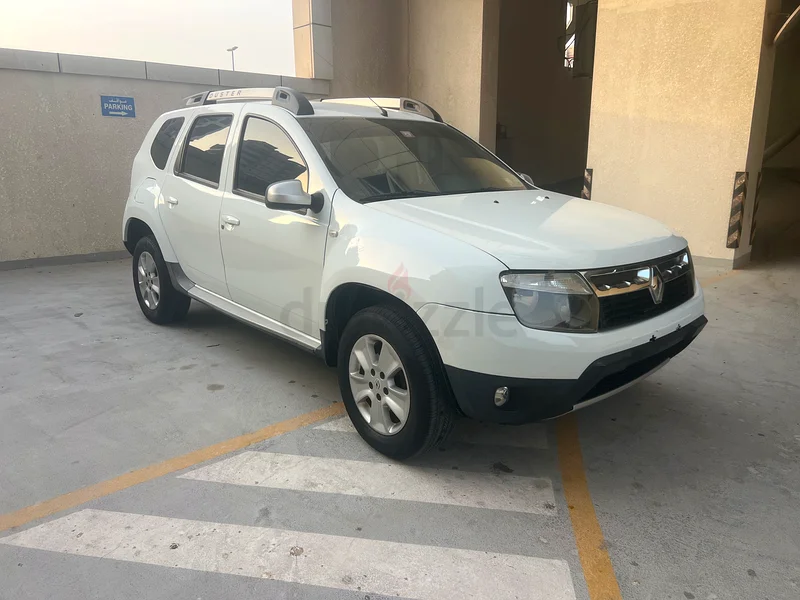 2015 RENAULT DUSTER LOW KM 68000 ONLY RTA PASS IN VERY GOOD CONDITION63613733685507111