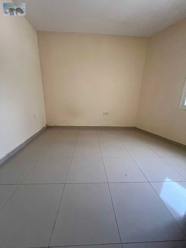 One bedroom and a hall, first tenant, second row from Ajman Corniche - central air conditioning and a prime location! Live in a brand new apartment. T63811665997442112