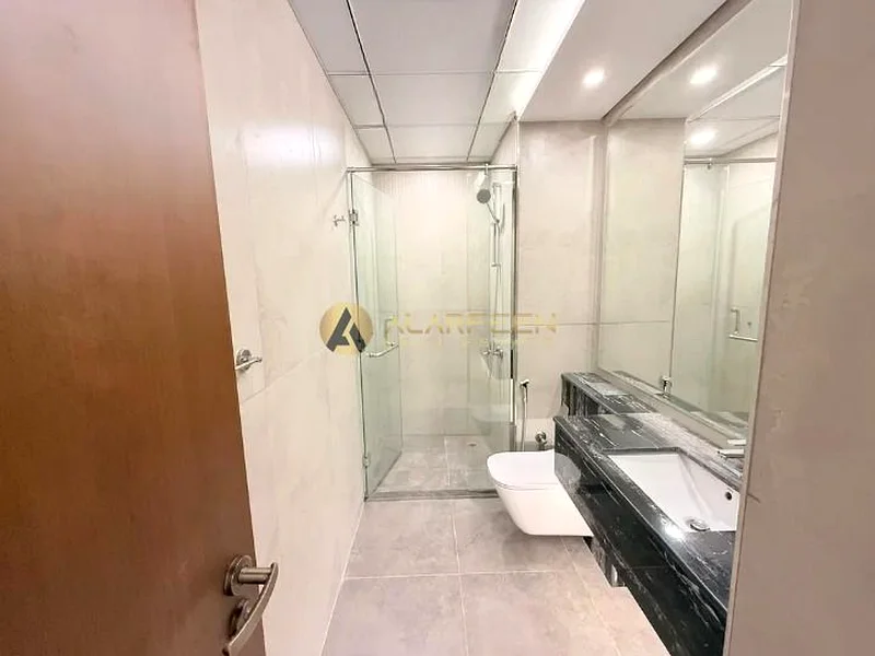 Stunning  Brand new  | Chiller Free | Near Metro63763683678338111