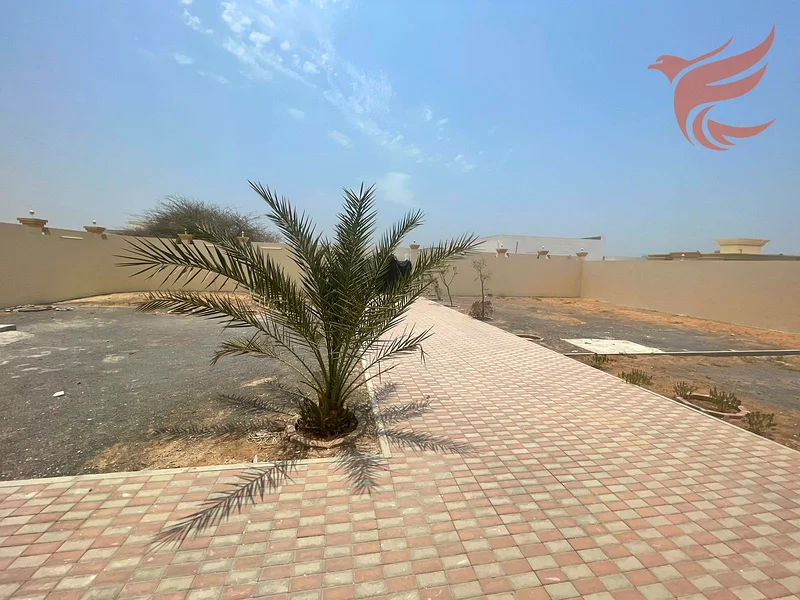 فيلا دوبلكس واسعة مكونة من 5 غرف نوم للإيجار63813320083969112