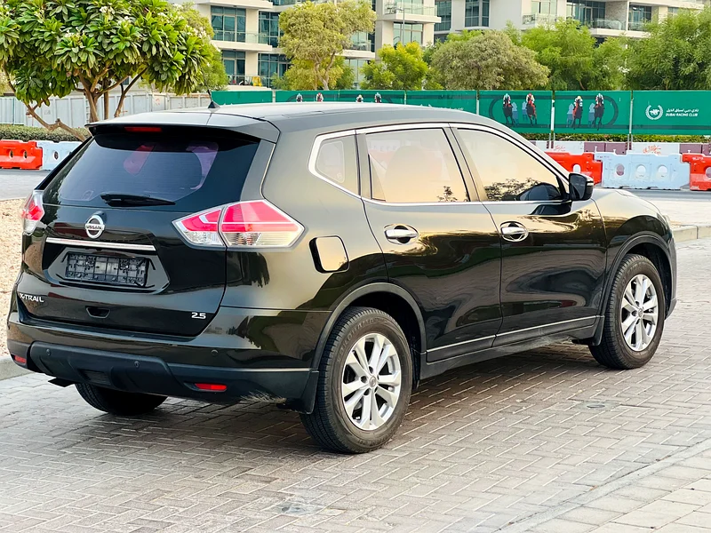Nissan xtral 2015 model63612796765571113