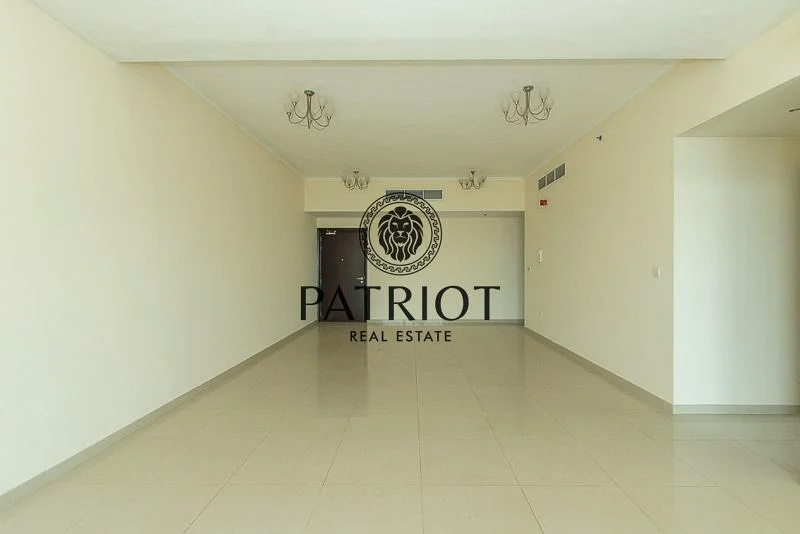 Bright & Spacious | 2BR Apartment | Heart of Dubai Marina | VOT64038572036355112