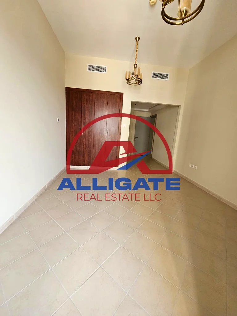Fully upgraded / with Balcony / SZR View / Huge Layout /63775216470145111