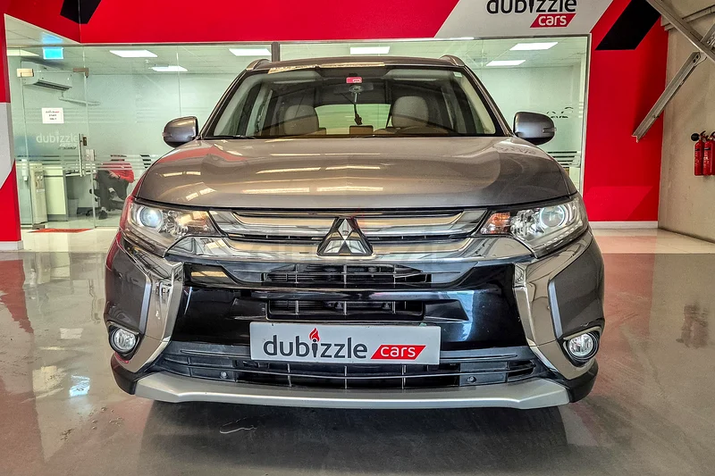 AED 742/month | 2017 Mitsubishi Outlander  | GCC Specs | Ref#34140463612068363138111