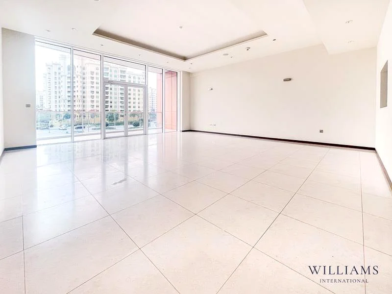 شاغرة | مطبخ مجهز بالكامل | وصول مباشر للشاطئ63805222060801112