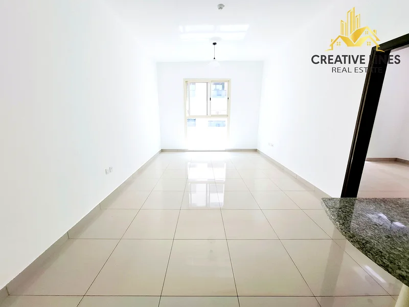 شقة واسعة من غرفة نوم واحدة متاحة للعائلة بالقرب من موقف حافلات RTA63755415458817110