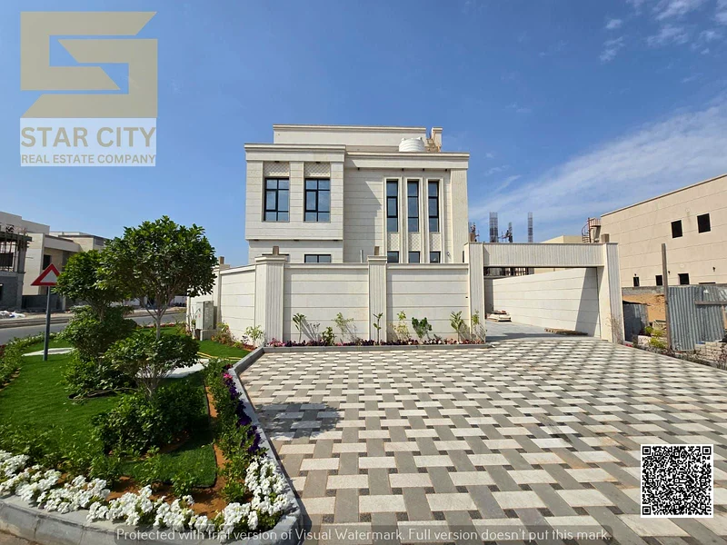 For sale, a modern villa, corner of two streets, two floors and a roof, with an air conditioner included and negotiable price. 25-year insulation warr63872558406402111