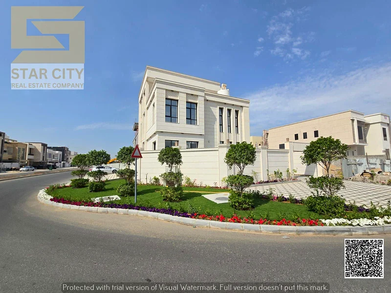 For sale, a modern villa, corner of two streets, two floors and a roof, with an air conditioner included and negotiable price. 25-year insulation warr63872558406402110
