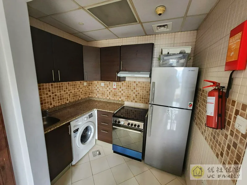 شقة مجددة بالكامل بغرفة نوم واحدة - مؤثثة بالكامل - يمكن الاطلاع في أي وقت63746787533698112
