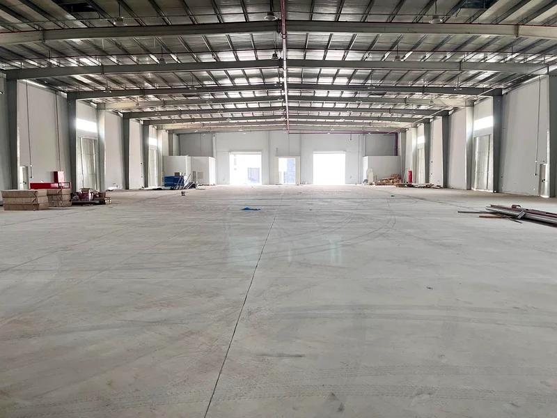 Shubra for rent - Umm Al Quwain - New Industrial Area, 34000 square feet63623235500033114