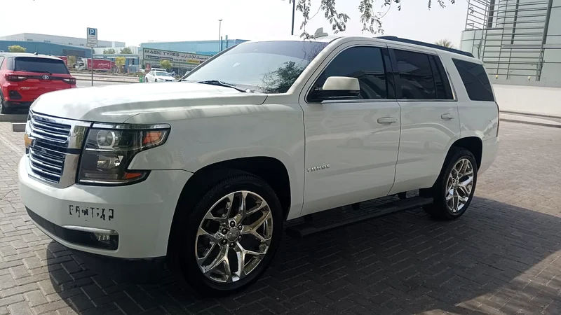 Chevrolet Tahoe LT V8  2019 AMERICAN SPECS LADY DRIVEN63612067421698111