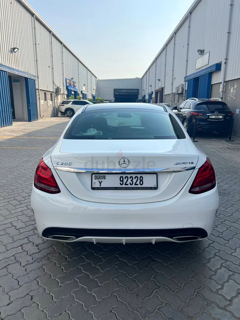 Mercedes c200 Clean and nice63613133880706113