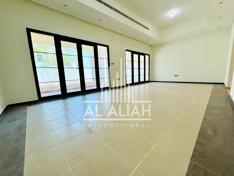 Luxurious 3BHK Villa 2 Parking with Balcony Backyard63625224441602114
