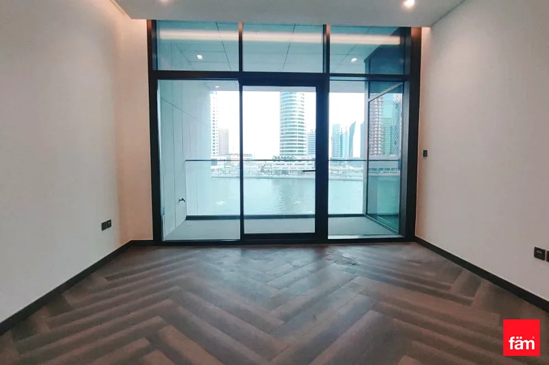 Duplex | Be the First Tenant | Full Canal View63791900758147114