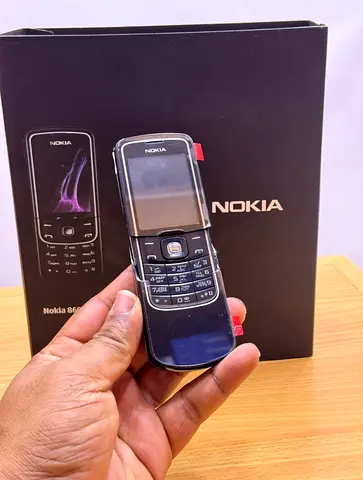 Nokia 8600 Luna