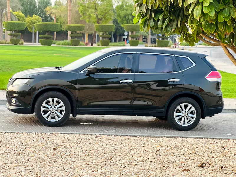 Nissan xtral 2015 model63612796765571112