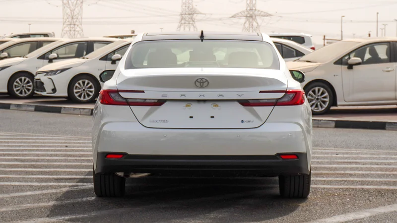TOYOTA CAMRY LUMIER 2.5L HYBRID FULL OPTION MODEL 202563612450425347114