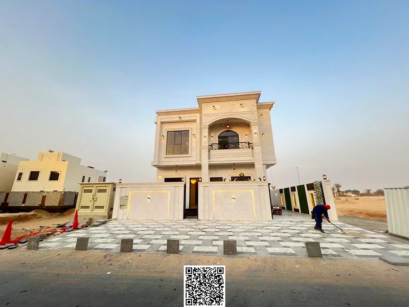 فيلا فاخرة للبيع في منطقة الهيلو 2. فرصة لا تعوض لمن يبحث عن الرفاهية. السعر يشمل رسوم التسجيل ونقل الملكية.63905988246915111