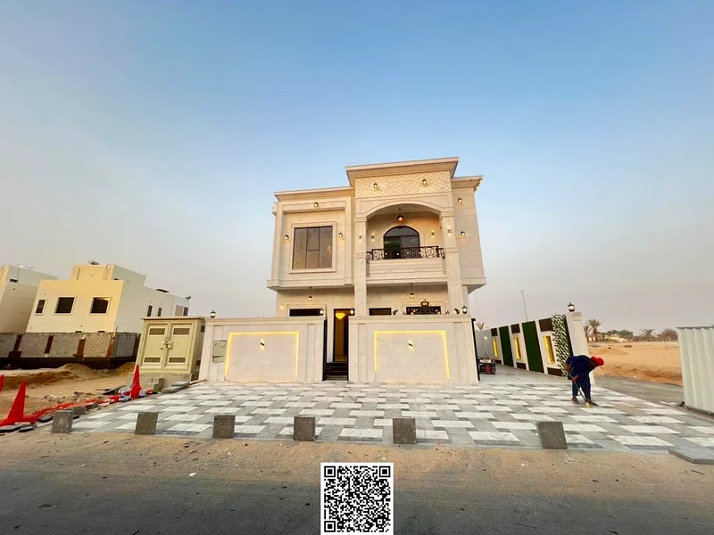فيلا فاخرة للبيع في منطقة الهيلو 2. فرصة لا تعوض لمن يبحث عن الرفاهية. السعر يشمل رسوم التسجيل ونقل الملكية.63905988246915110