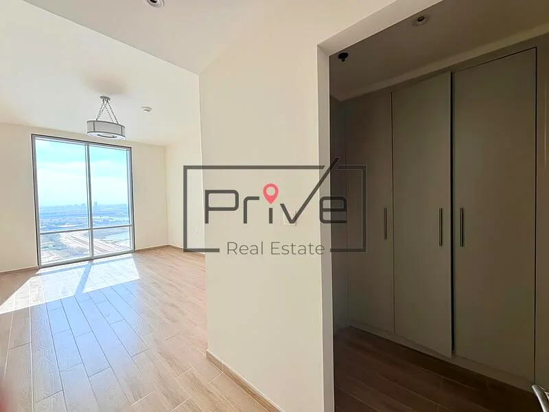 Vacant on Oct 1 | Prime Location | Top Amenities63794402526082114