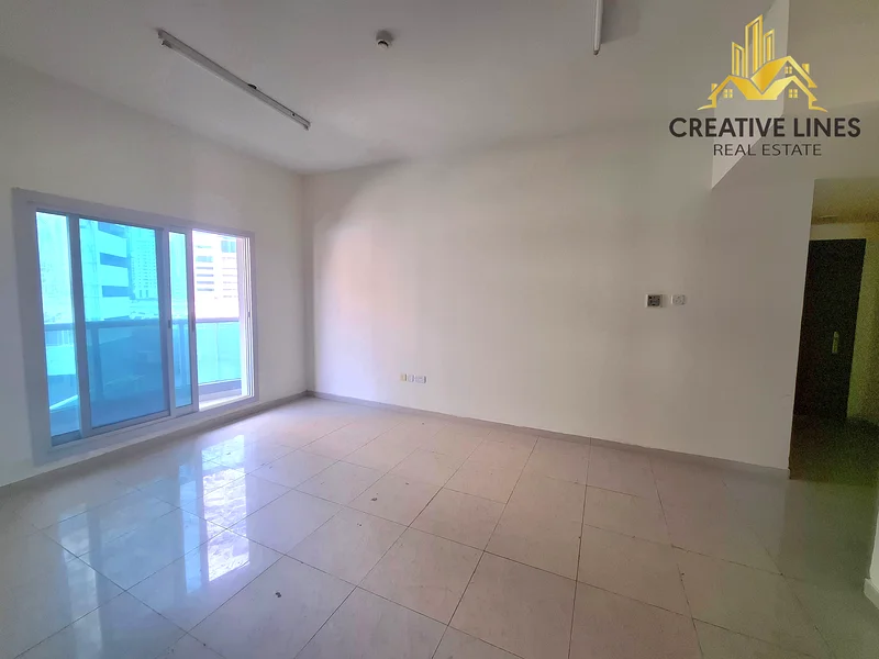 شقة مكونة من غرفتين نوم مع صالة وشرفة لمدة شهر مجانًا63756782569219113