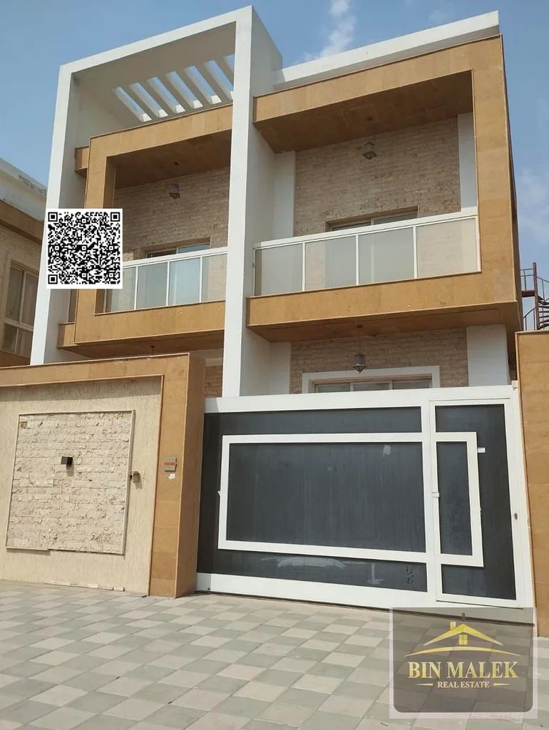 brand new luxuries villa // with central air conditioner // ready to move // prime location // easy exit to high way63720142193921110
