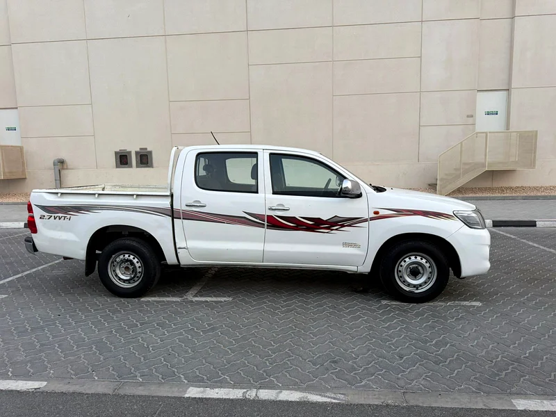 Toyota Hilux 2014 2.7 Lit Gcc Specs Double Cab GLX63612449689602113