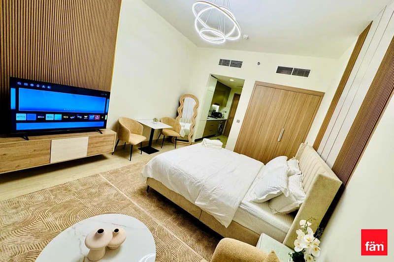 Luxury Studio | Chiller Free | Prime Location63801145944450111