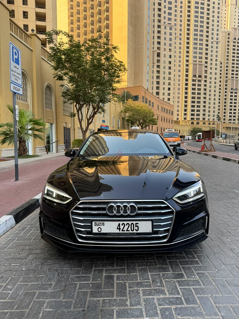أودي A5 سبورتباك 4 أبواب - مالك واحد من ألب نابودا أوتو63612080240643112