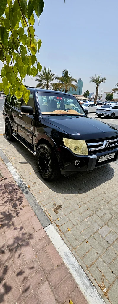 GCC PAJERO GOOD CONDITION FULL HISTORY63612069104899110