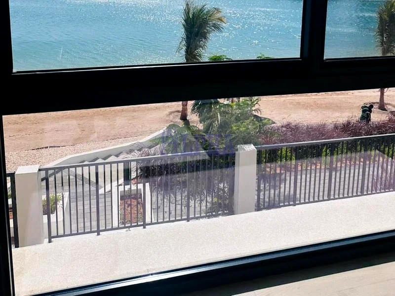 Beachfront Ready |4 Bedrooms + Maid Room|63814160929538111