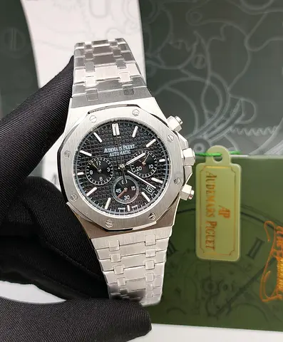 Exquisite Royal Oaks Watch Chronograph for Sale