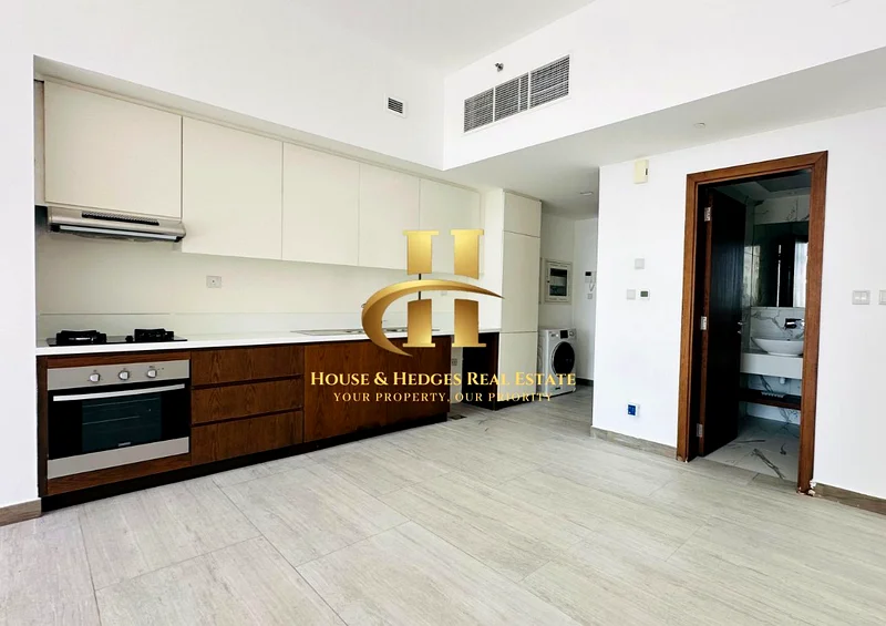Huge Layout | Premium Building | Call Now63781205312641112