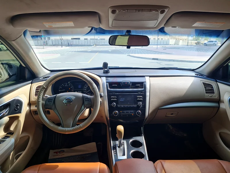Nissan altima 2015 model gcc full option  SV V4 . 16500 .63613131470337114