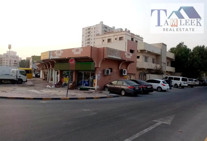 عقاران سكنيان وتجاريّان للبيع – النعيمية 2، عجمان63880175433987111