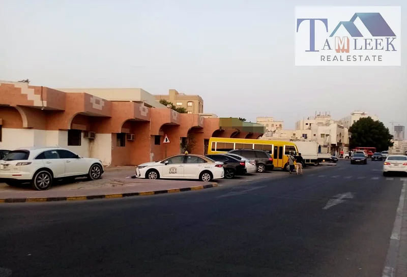 عقاران سكنيان وتجاريّان للبيع – النعيمية 2، عجمان63880175433987112