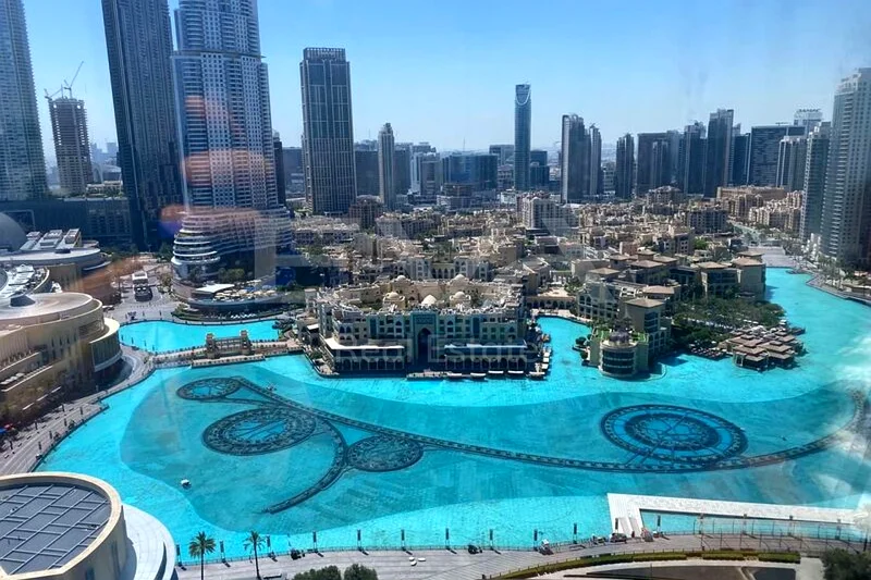 مفروش بالكامل | إطلالة على النافورة | جاهز للانتقال الفوري63772244332162110